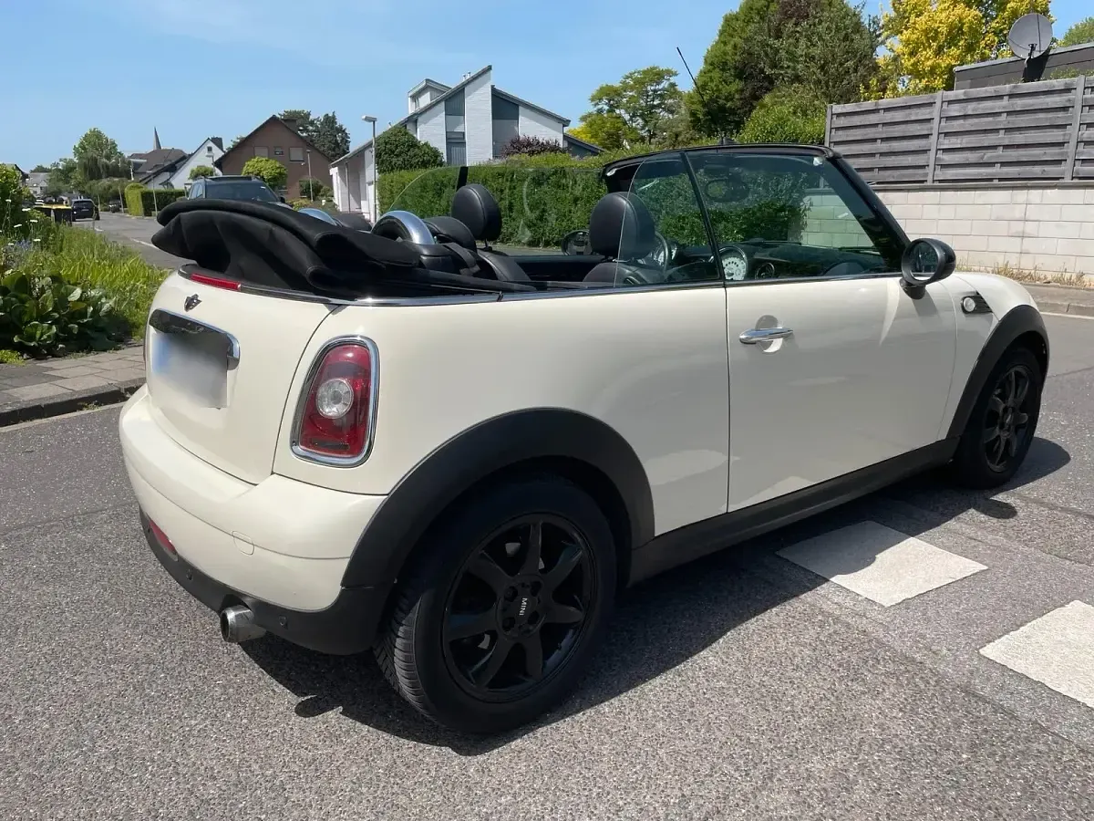 Gebraucht Mini Cooper Cabriolet 122 PS (89 kW) 2009 Beige Cabrio