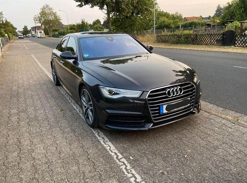 Grau Gebraucht 2016 Audi A6 Comfort Limousine | 19.500 € (Teuer) - Bild 1/4
