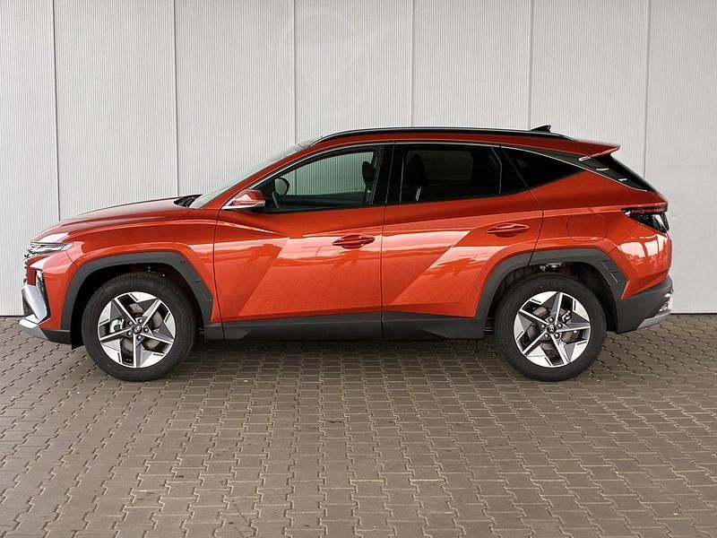 Neu Hyundai Tucson 2025 Jupiter orange metallic SUV