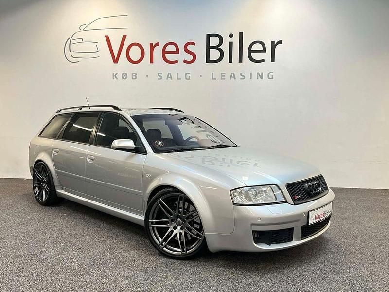 Silber Gebraucht 2004 Audi RS6 Performance Kombi | 33.900 € (Teuer) - Bild 1/4