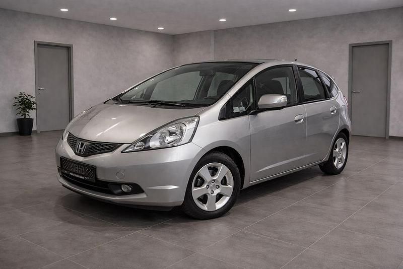 Silber Gebraucht 2009 Honda Jazz Elegance Kleinwagen | 4.500 € (Fairer Preis) - Bild 1/4