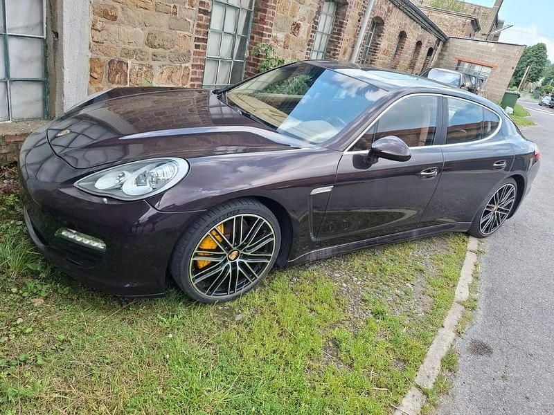 Gebraucht Porsche Panamera S 400 PS (294 kW) 2010 Violett Limousine