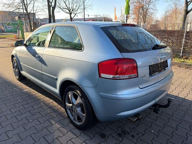 Gebraucht Audi A3 102 PS (75 kW) 2005 Blau Kleinwagen