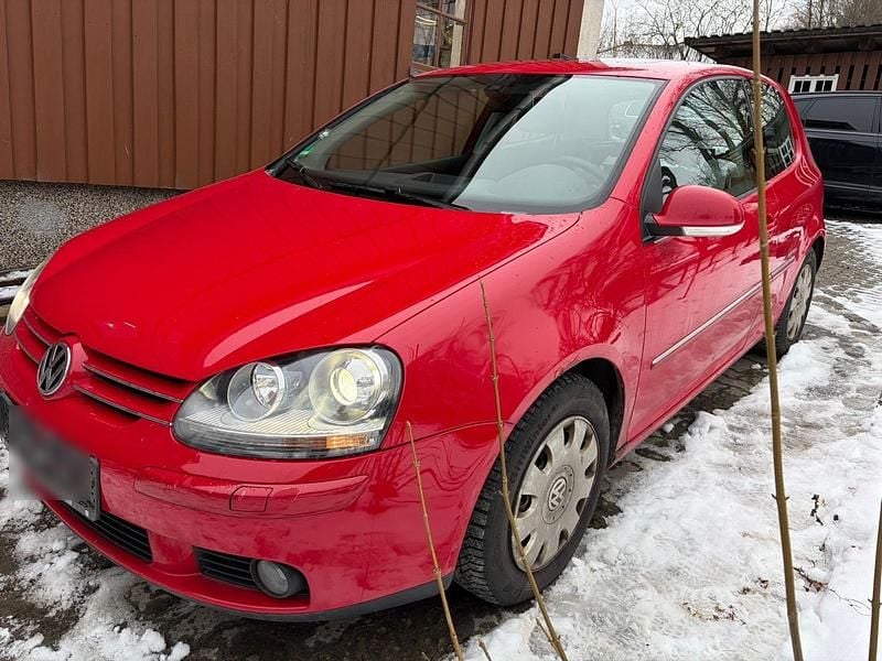 Gebraucht VW Golf VI Edition 80 PS (58 kW) 2008 Rot Kleinwagen