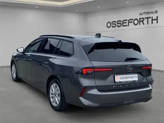 Gebraucht Opel Astra Edition 131 PS (96 kW) 2025 Grau Kombi