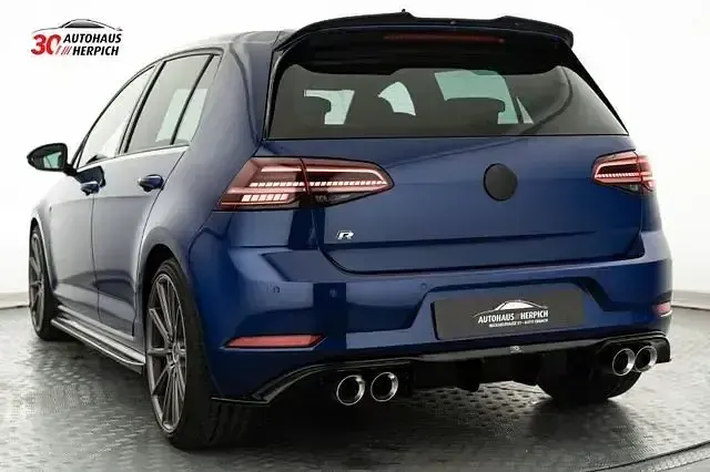 Gebraucht VW Golf VII R 301 PS (221 kW) 2019 Blau Limousine