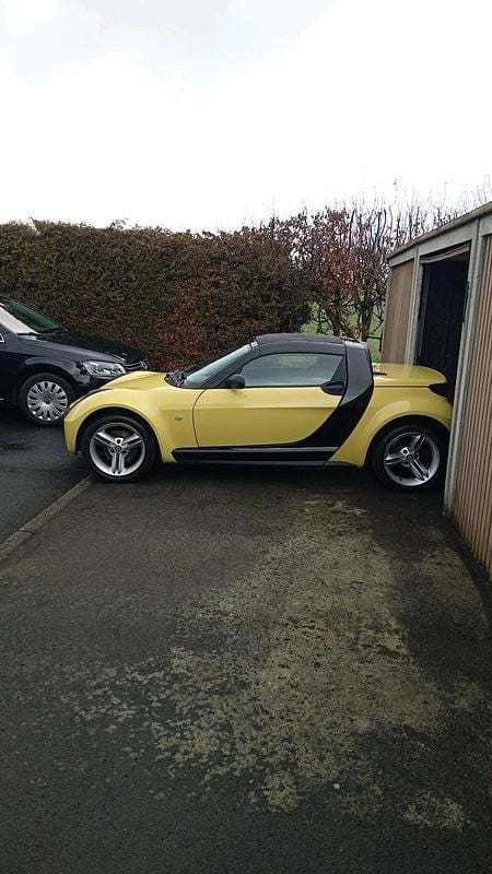 Usata Smart Roadster 82 CV (60 kW) 2003 Giallo Cabrio