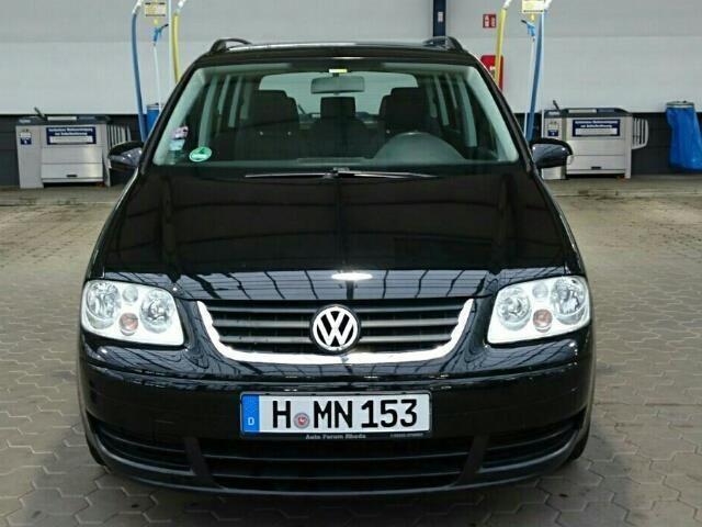 Verkauft Vw Touran 1 6 Fsi Automatik T Gebraucht 2005 206 896 Km Ende 2018 Gebraucht Vw Touran 1 6 Fsi Automatik Trendline TÜv Neu