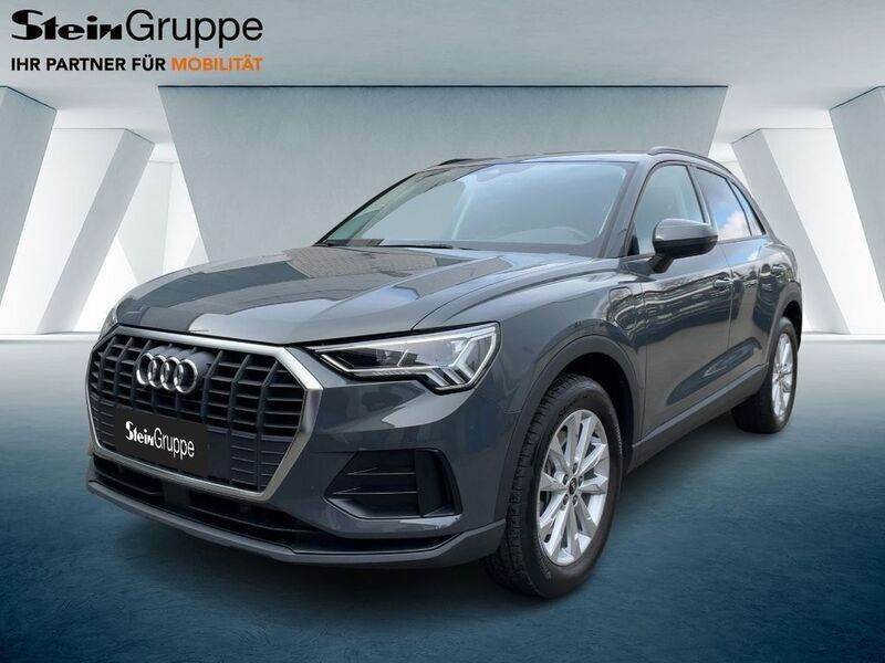 Gebraucht Audi Q3 Basis 245 PS (180 kW) 2022 Grau SUV