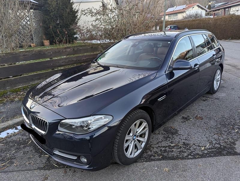 Gebraucht BMW 520 184 PS (135 kW) 2014 Blau Kombi