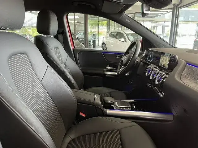 Gebraucht Mercedes B250e 218 PS (160 kW) 2022 Kleinwagen