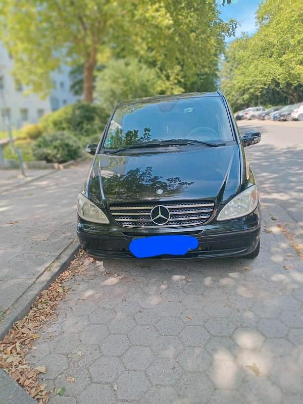 Schwarz Gebraucht 2008 Mercedes Viano Van / Kleinbus | 10.000 € - Bild 1/4