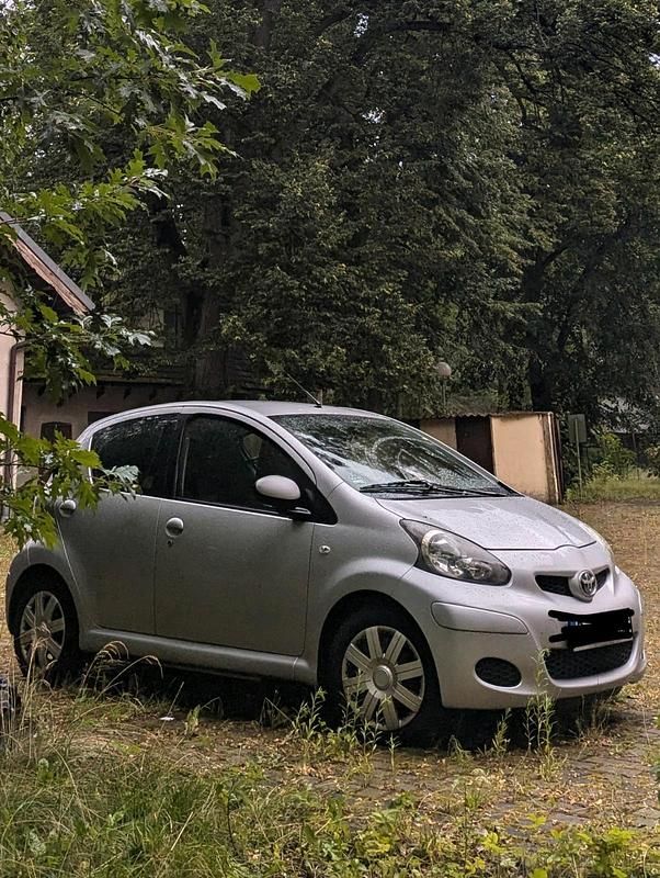Gebraucht Toyota Aygo 2009 Grau Kleinwagen