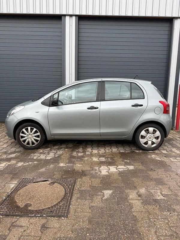 Gebraucht Toyota Yaris 87 PS (63 kW) 2009 Kleinwagen