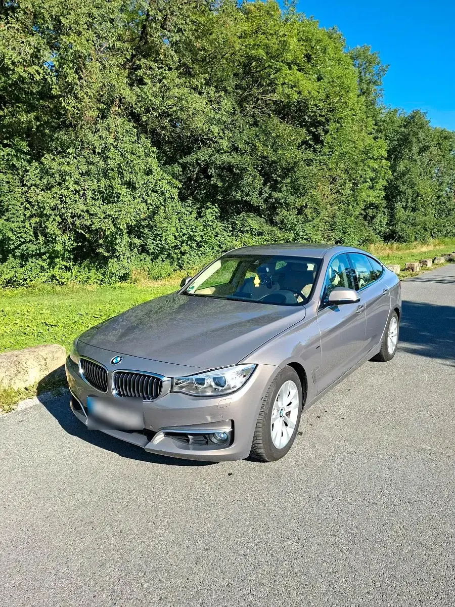 Gebraucht BMW 325 Luxury Line 218 PS (160 kW) 2014 Gold Limousine