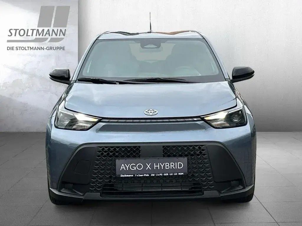 Gebraucht Toyota Aygo X Active 116 PS (85 kW) 2026 Grau SUV