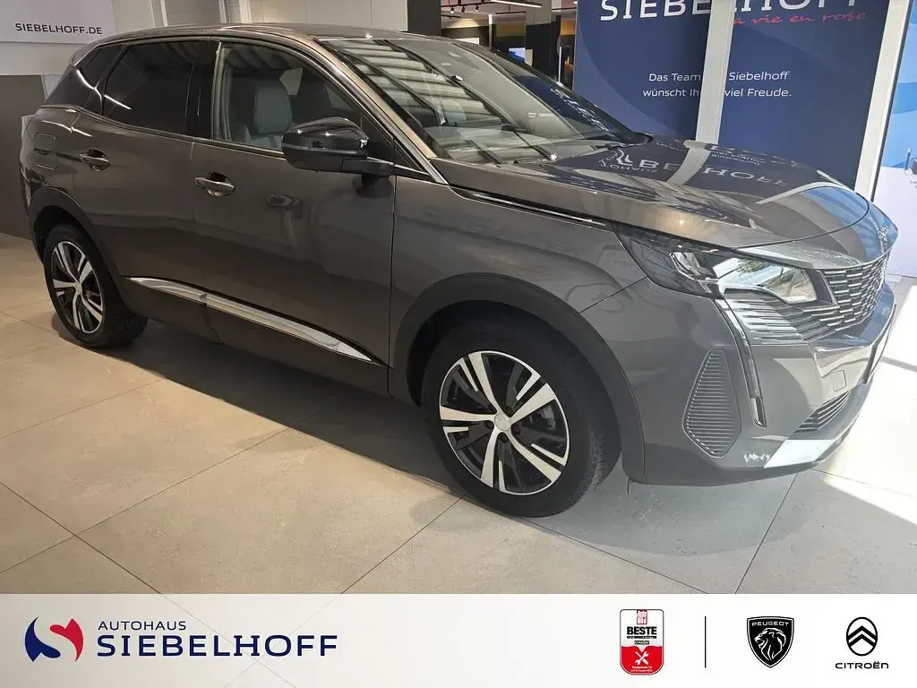 Gebraucht Peugeot 3008 Allure 136 PS (100 kW) 2024 Grau SUV