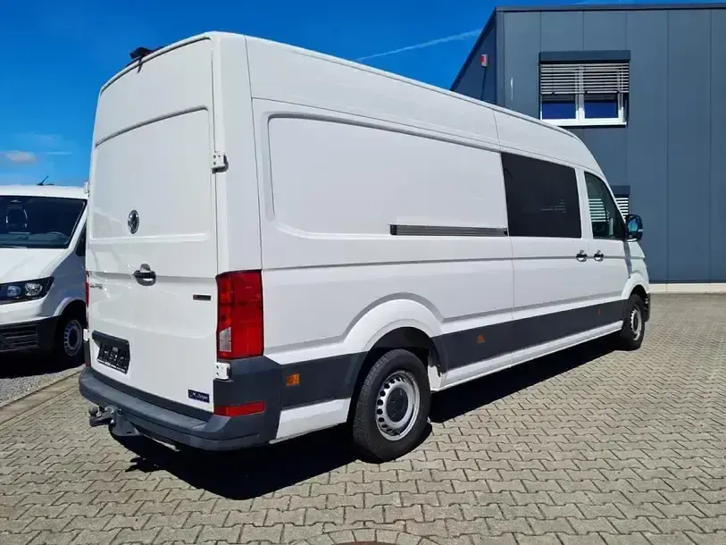 Gebraucht VW Crafter 140 PS (102 kW) 2024 Candyweiß Van
