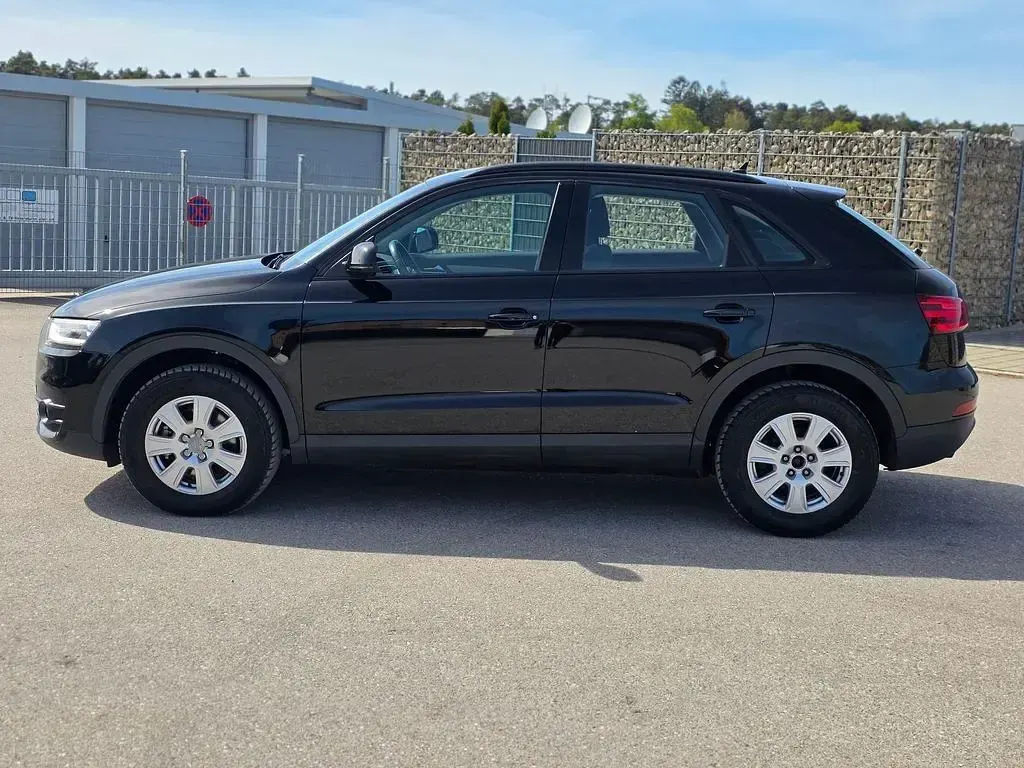 Gebraucht Audi Q3 Advanced 170 PS (125 kW) 2015 Brillantschwarz SUV
