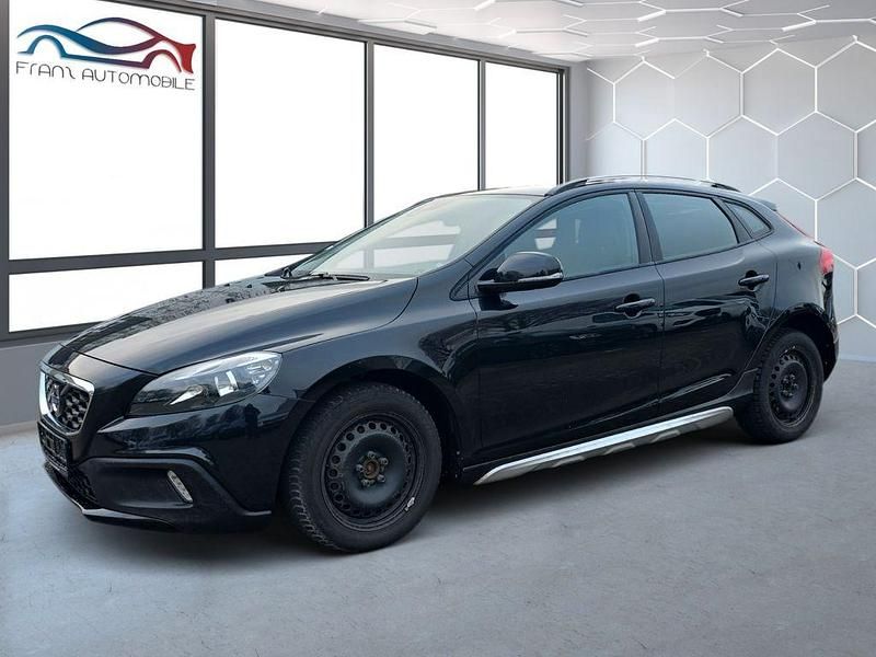 Gebraucht Volvo V40 CC Momentum 114 PS (83 kW) 2015 Schwarz Kombi