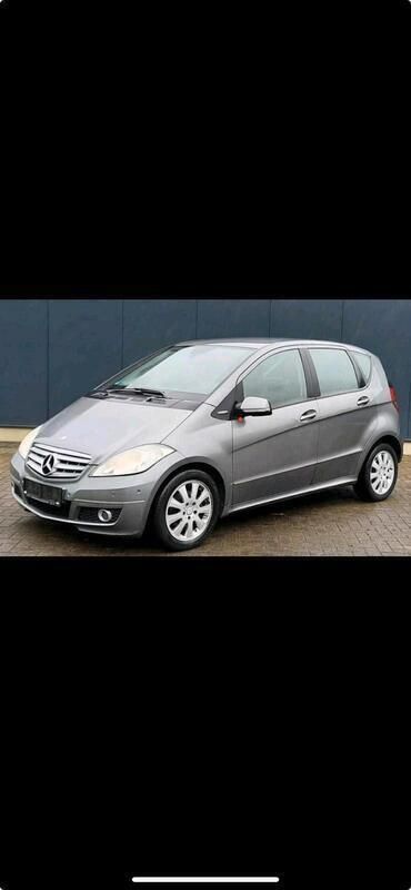 Grau Gebraucht 2009 Mercedes A180 Avantgarde Kleinwagen | 1.900 € (Superpreis) - Bild 1/4