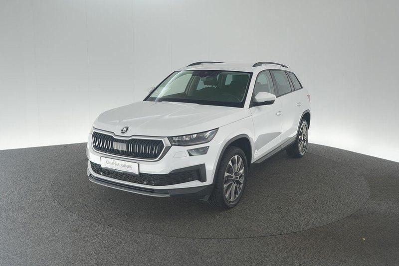 Weiß Gebraucht 2022 Skoda Kodiaq Ambition SUV | 33.960 € (Guter Preis) - Bild 1/4