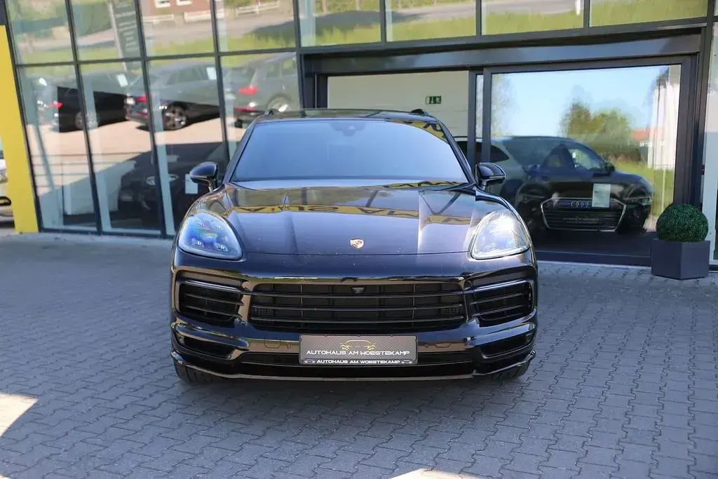 Gebraucht Porsche Cayenne S Chrono 441 PS (324 kW) 2018 Tiefschwarz SUV