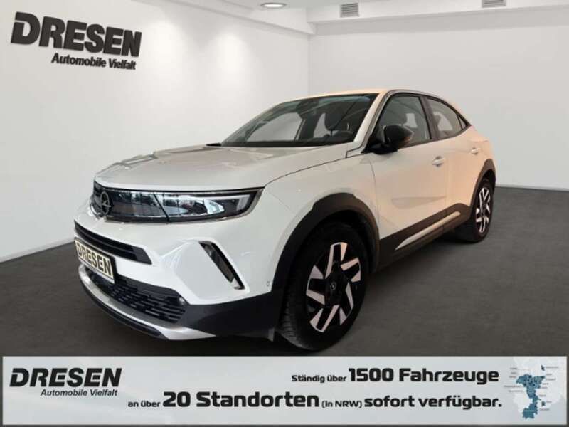 Weiss Gebraucht 2022 Opel Mokka Elegance SUV | 17.480 € (Fairer Preis) - Bild 1/4