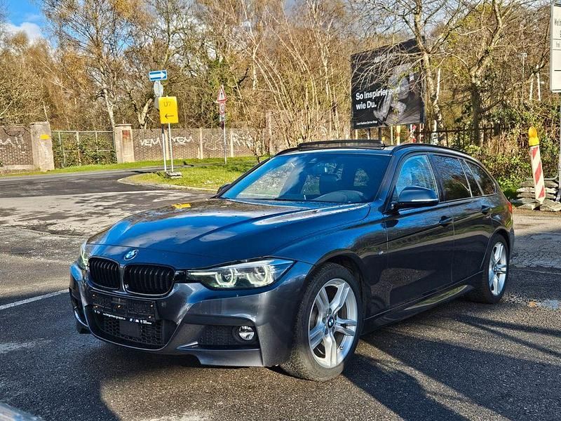 Gebraucht BMW 320 M Sport 190 PS (139 kW) 2019 Grau Kombi