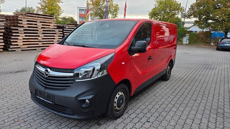 Gebraucht Opel Vivaro 125 PS (91 kW) 2018 Rot Van / Kleinbus