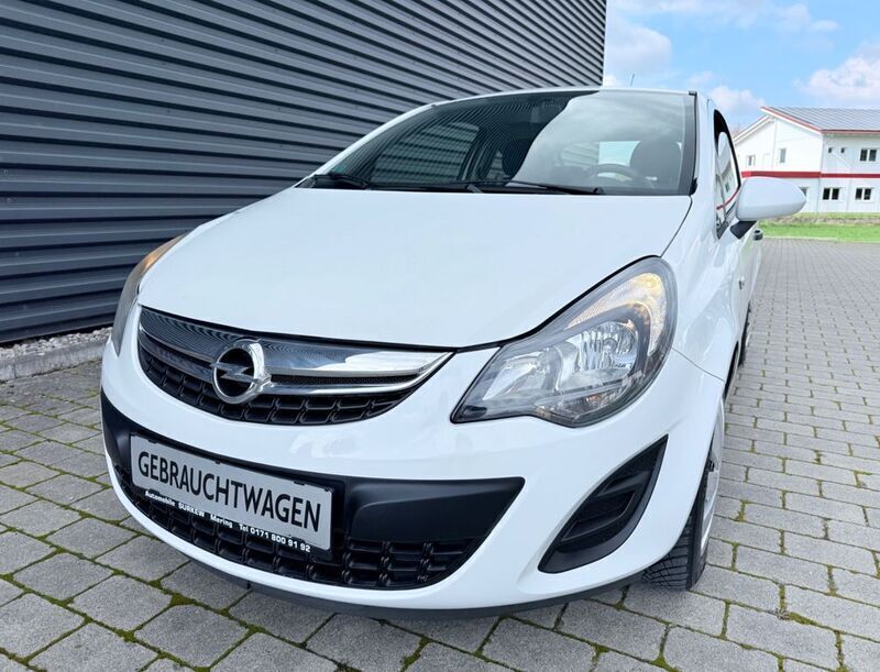 Casabl/arctic/eisweiss/kaolin Gebraucht 2014 Opel Corsa Selection Limousine | 3.490 € (Guter Preis) - Bild 1/4