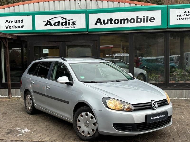 Silber Gebraucht 2013 VW Golf VII Trendline Kombi | 2.999 € (Guter Preis) - Bild 1/4