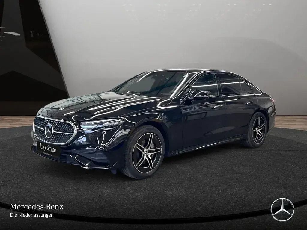 Gebraucht Mercedes E300 AMG 197 PS (144 kW) 2025 Schwarz Limousine