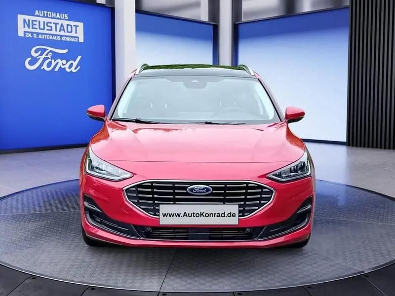 Gebraucht Ford Focus Titanium X 125 PS (91 kW) 2024 Fantasticrot metallic Kombi