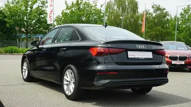 Gebraucht Audi A3 Advanced 150 PS (110 kW) 2021 Schwarz metallic Limousine