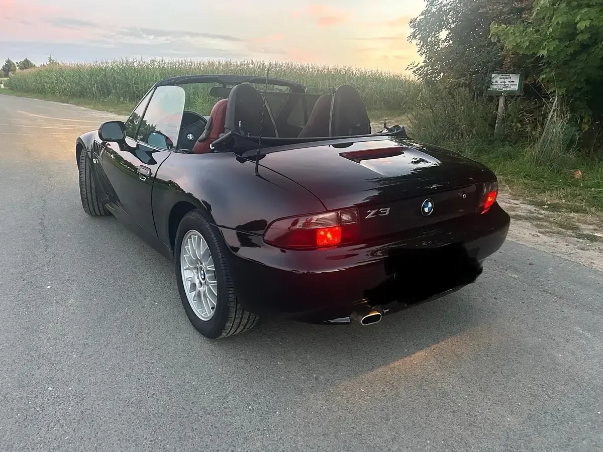 Gebraucht BMW Z3 116 PS (85 kW) 1998 Schwarz Cabrio