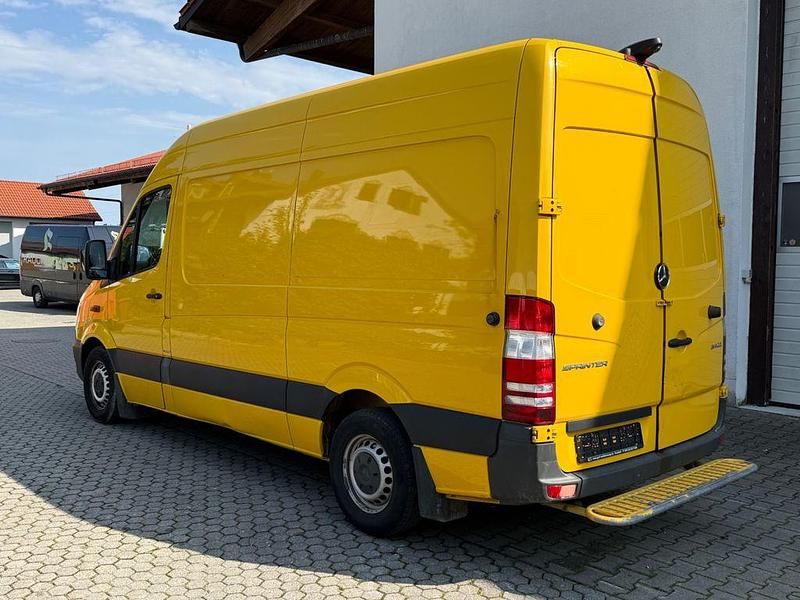 Gebraucht Mercedes Sprinter 143 PS (105 kW) 2016 Gelb Van