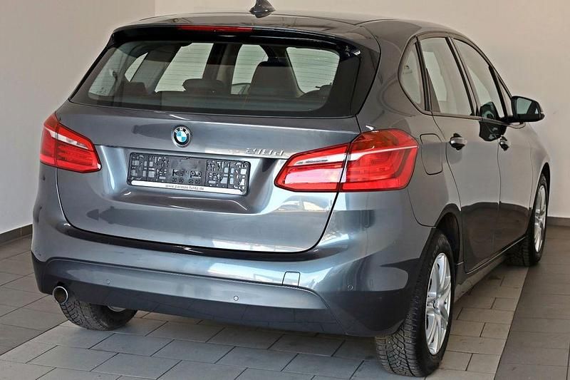 Gebraucht BMW 218 Active Tourer Basis 150 PS (110 kW) 2015 Grau Van / Kleinbus