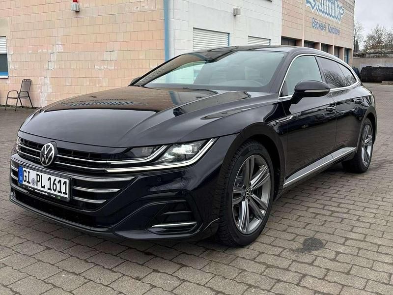 Gebraucht VW Arteon Pro 200 PS (147 kW) 2021 Deep black Kombi