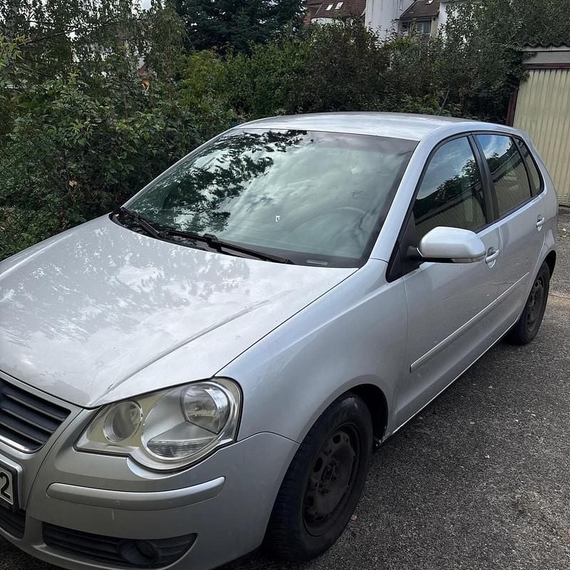 Silber Gebraucht 2006 VW Polo Limousine | 1.199 € - Bild 1/2