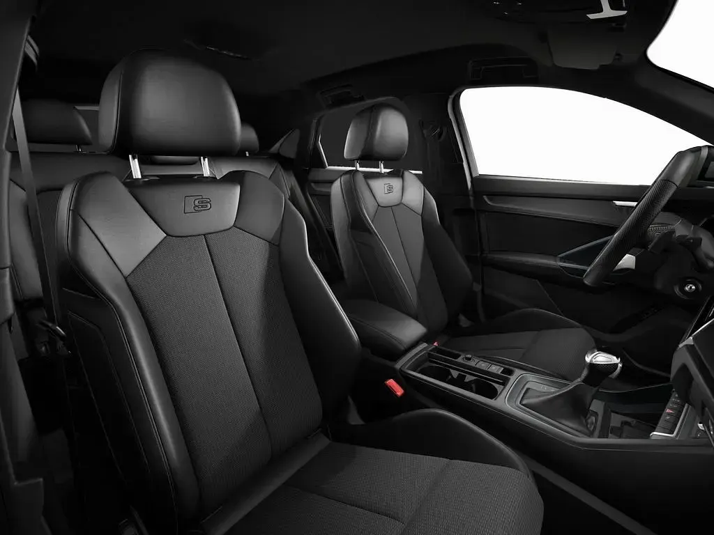 Gebraucht Audi Q3 Sportback S-Line 150 PS (110 kW) 2025 Schwarz SUV