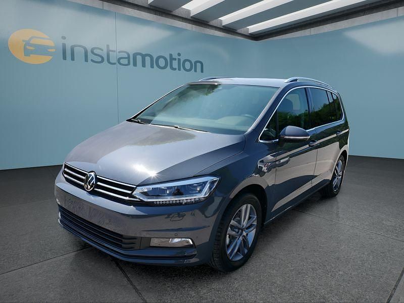 Neu VW Touran 150 PS (110 kW) 2025 Blau Van / Kleinbus