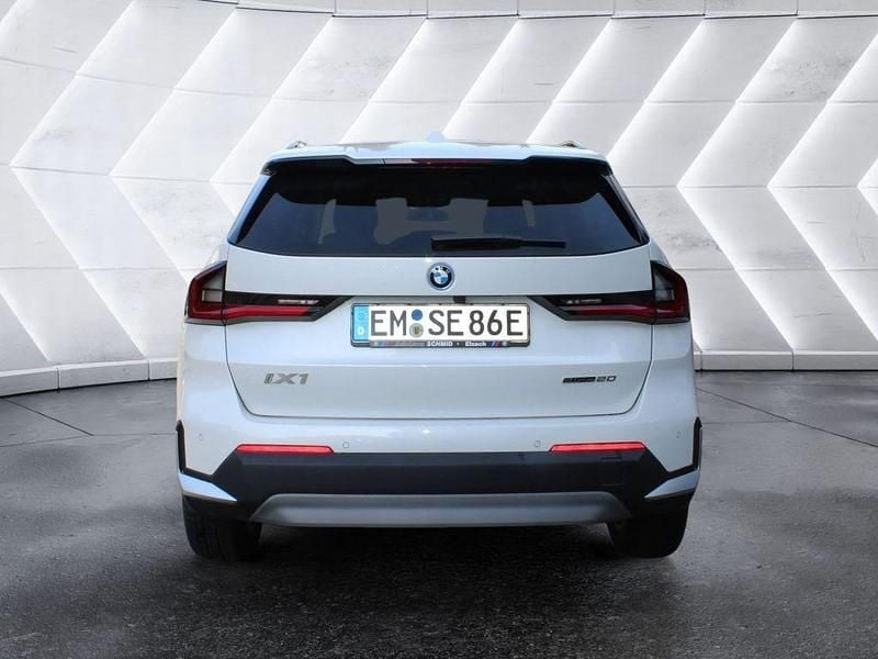 Gebraucht BMW iX1 150 kW (204 PS) 2025 Weiß SUV