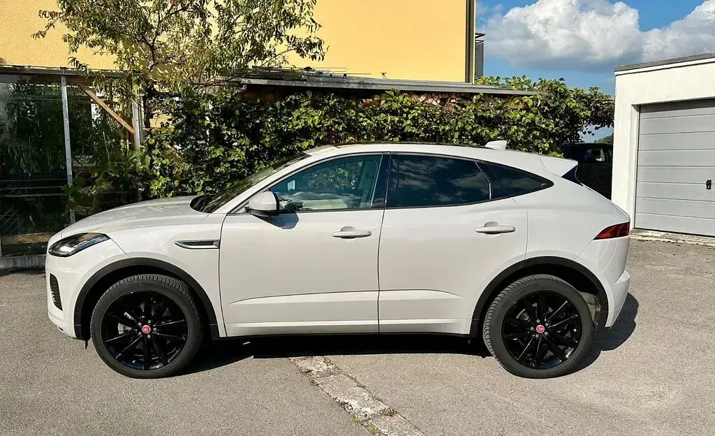 Gebraucht Jaguar E-Pace R-Dynamic 249 PS (183 kW) 2018 Grau SUV