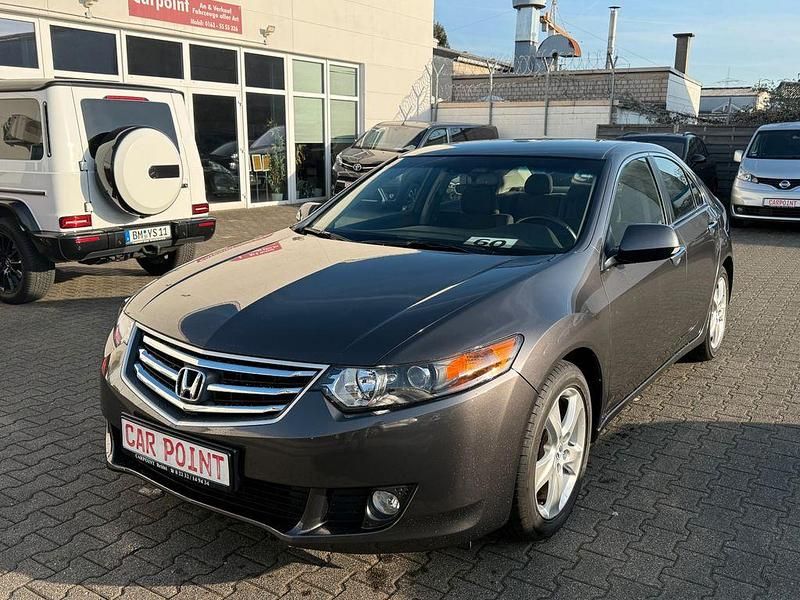 Gebraucht Honda Accord Elegance 156 PS (114 kW) 2010 Grau Limousine