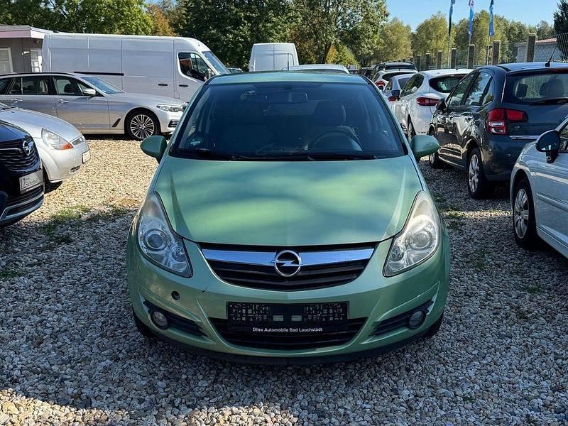 Gebraucht Opel Corsa Innovation 80 PS (58 kW) 2009 Grün Kleinwagen