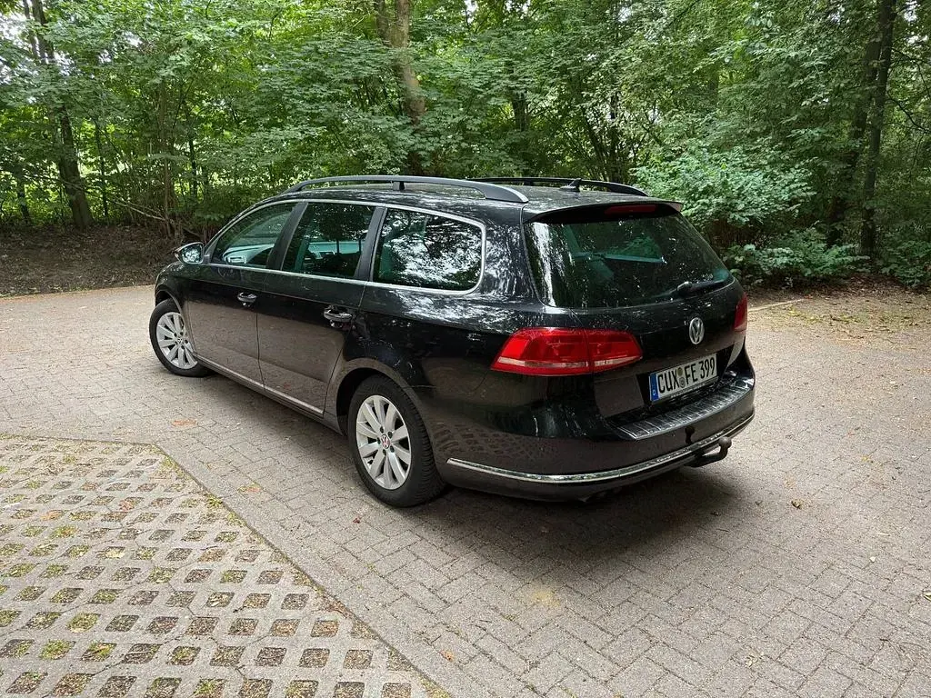 Gebraucht VW Passat Comfortline 170 PS (125 kW) 2012 Schwarz Kombi