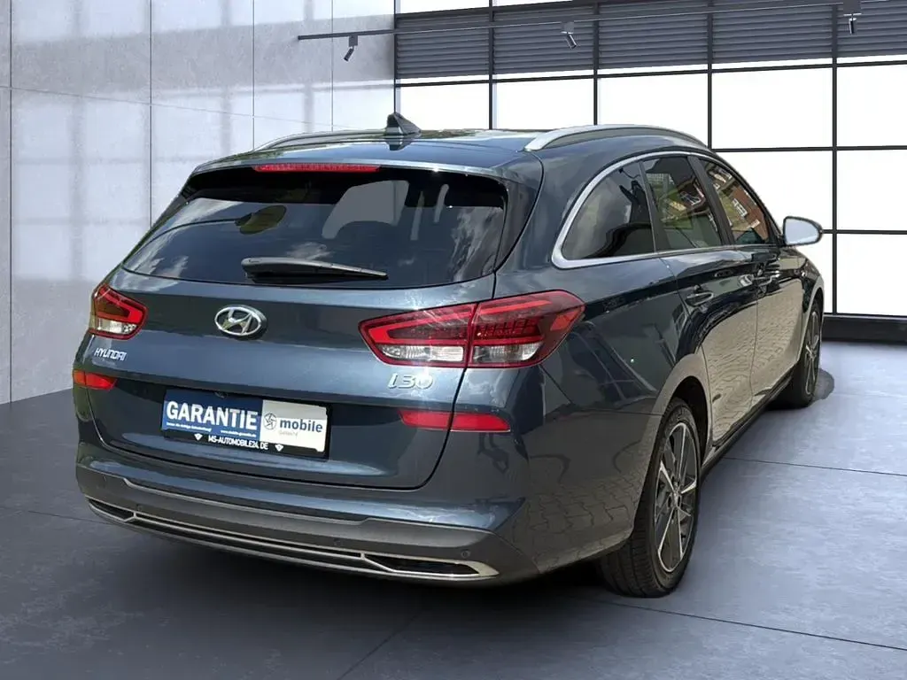 Gebraucht Hyundai i30 159 PS (116 kW) 2022 Blau Kombi