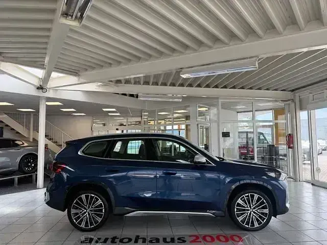 Gebraucht BMW X1 xLine 197 PS (144 kW) 2023 Blau SUV
