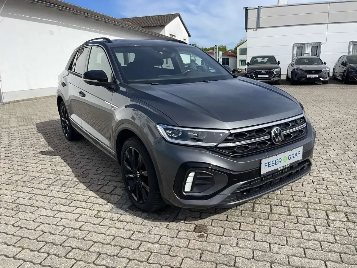 Gebraucht VW T-Roc Style 150 PS (110 kW) 2024 Indiumgrau metallic SUV